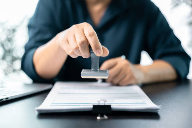 necesito comprar un diploma falso